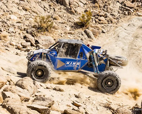 blue_king_buggy_climb nitto_buggy_rocks